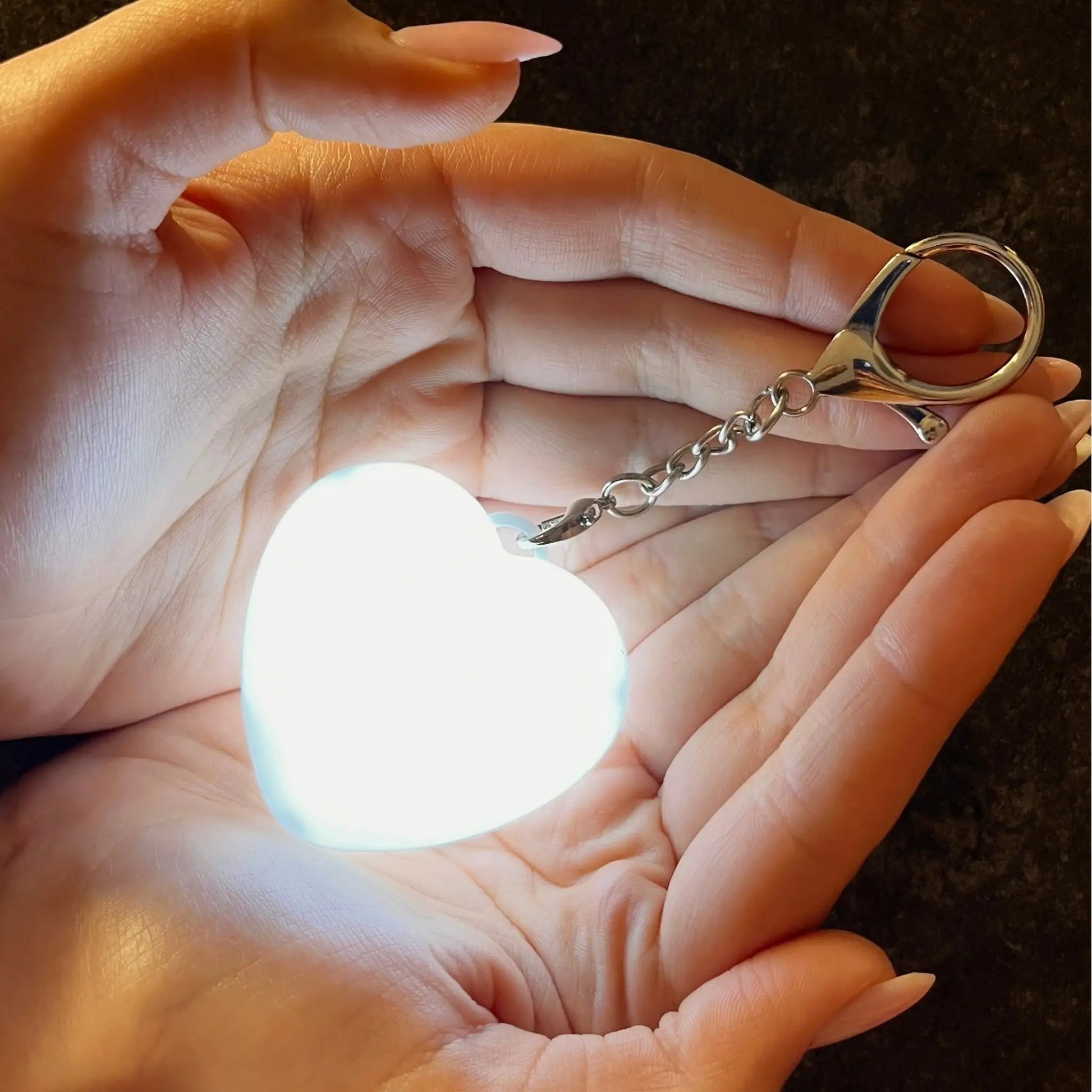 GlimKey™ | Lampe de sac LED en cœur - GlimKey